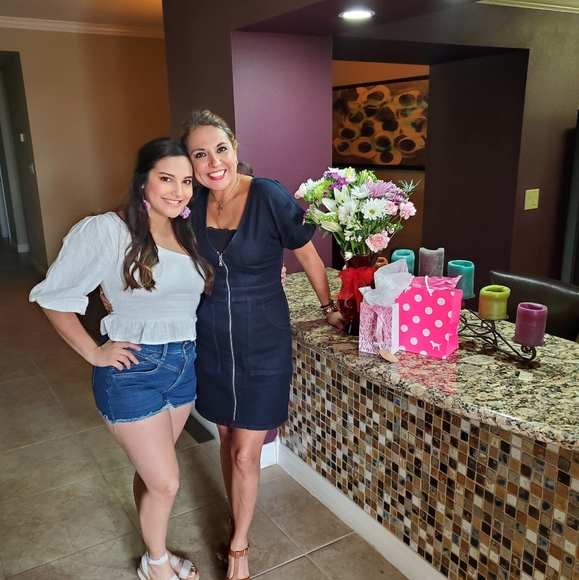 Meet your Posher, Elva - Picture 4 of 4